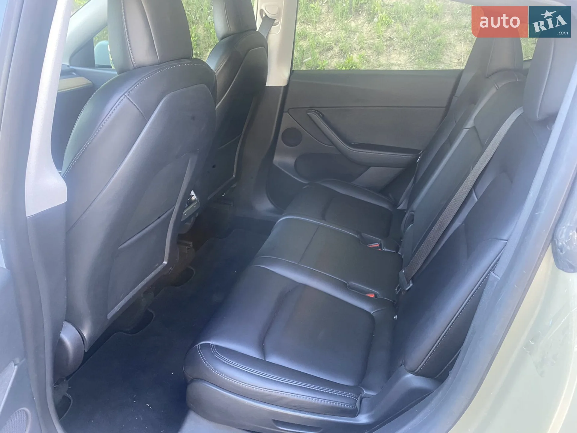 2022 Tesla Model Y - мініатюра 18