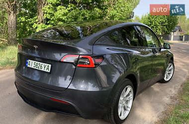 Позашляховик / Кросовер Tesla Model Y 2023 в 