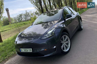 Позашляховик / Кросовер Tesla Model Y 2023 в 