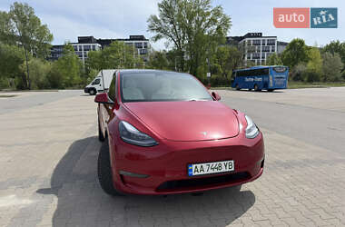 Внедорожник / Кроссовер Tesla Model Y 2021 в 