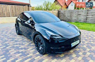 Внедорожник / Кроссовер Tesla Model Y 2023 в 