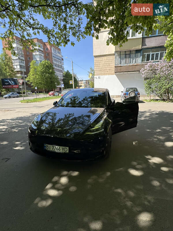 Внедорожник / Кроссовер Tesla Model Y 2022 в 