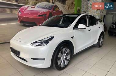 Внедорожник / Кроссовер Tesla Model Y 2023 в Киеве