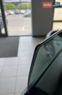 Внедорожник / Кроссовер Tesla Model Y 2023 в 