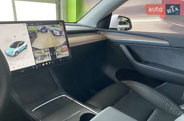 Внедорожник / Кроссовер Tesla Model Y 2023 в 
