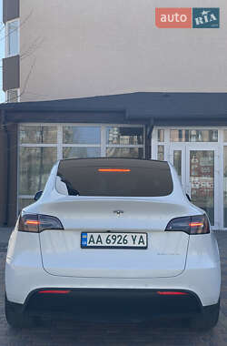 Внедорожник / Кроссовер Tesla Model Y 2020 в 