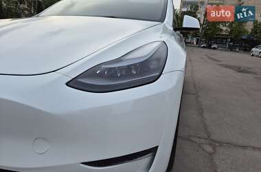 Внедорожник / Кроссовер Tesla Model Y 2023 в 