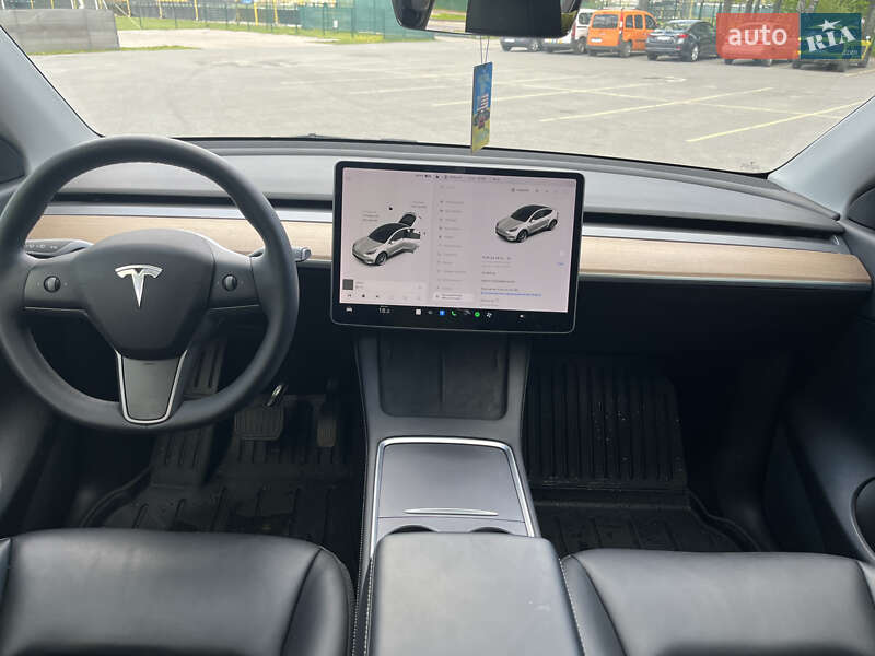 Внедорожник / Кроссовер Tesla Model Y 2021 в Чернигове