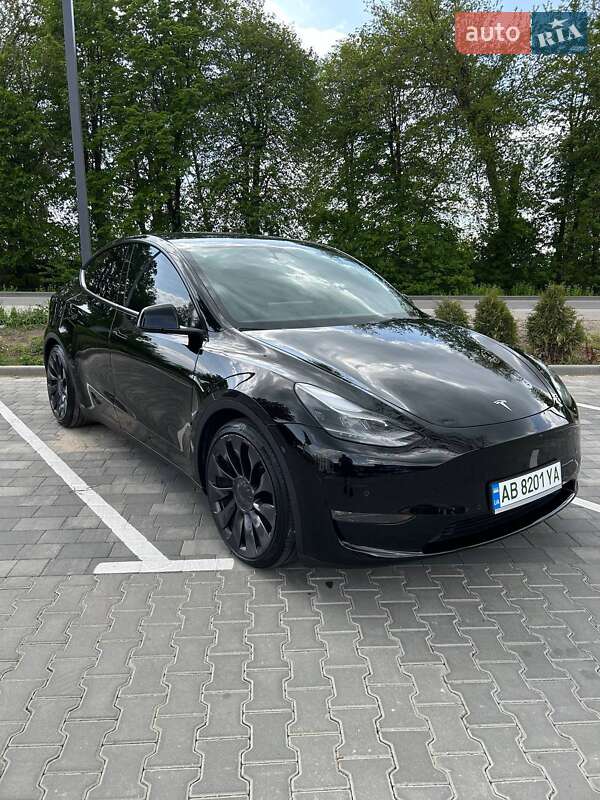 Позашляховик / Кросовер Tesla Model Y 2022 в 