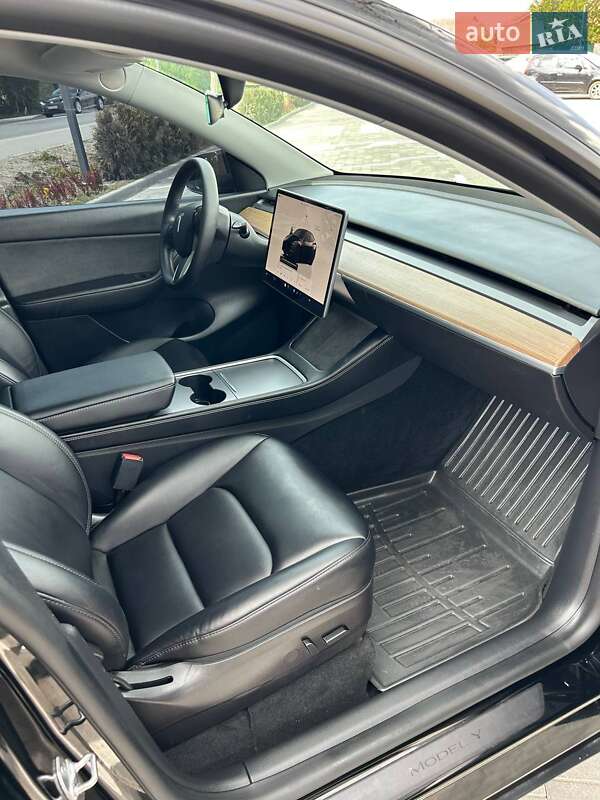 Внедорожник / Кроссовер Tesla Model Y 2022 в Виннице