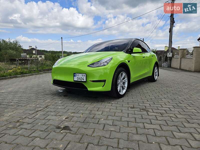 Позашляховик / Кросовер Tesla Model Y 2023 в Трускавці