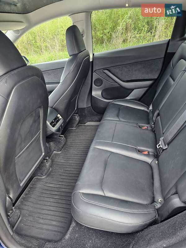 Позашляховик / Кросовер Tesla Model Y 2022 в Львові фото 6 Позашляховик / Кросовер Tesla Model Y 2022 в Львові