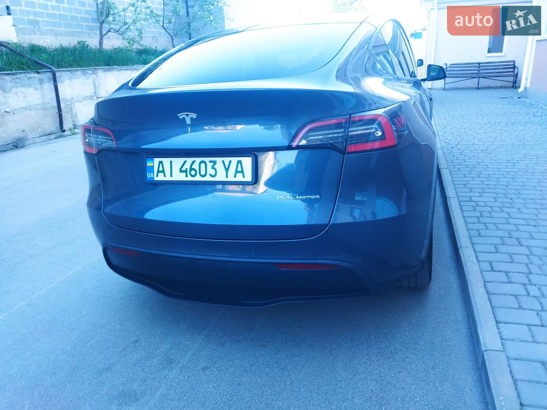 2020 Tesla Model Y - мініатюра 8