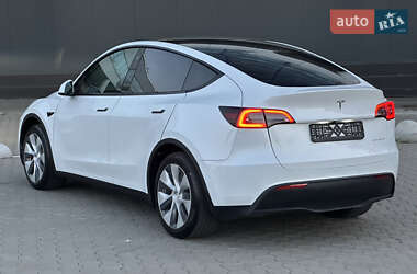 Позашляховик / Кросовер Tesla Model Y 2023 в 