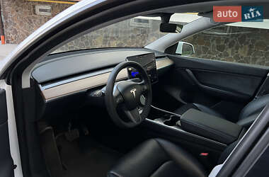 Внедорожник / Кроссовер Tesla Model Y 2020 в 