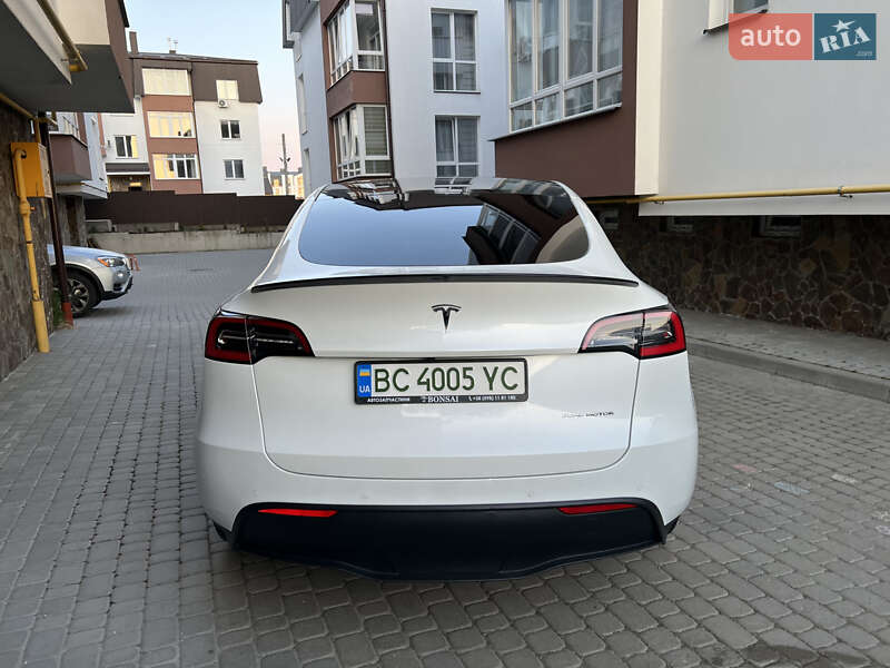 Внедорожник / Кроссовер Tesla Model Y 2020 в Львове
