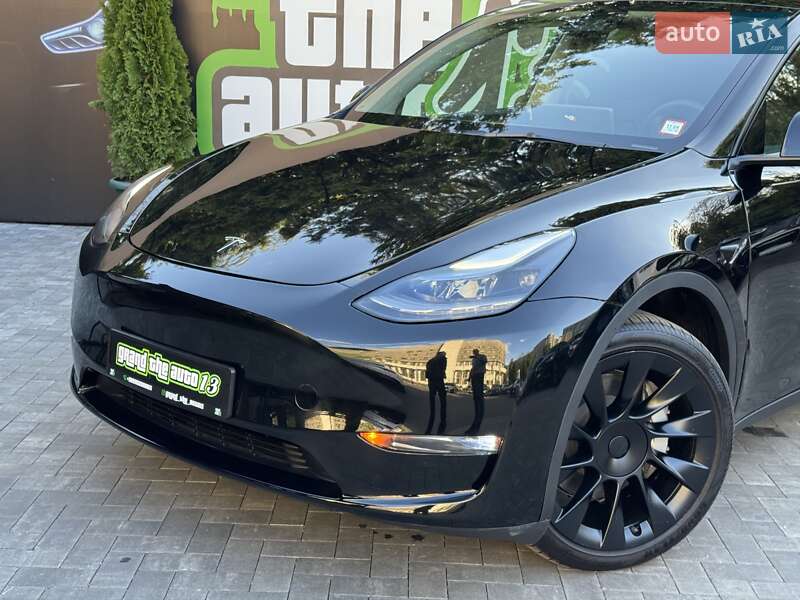 Внедорожник / Кроссовер Tesla Model Y 2023 в Киеве
