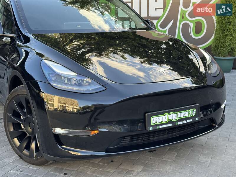 Внедорожник / Кроссовер Tesla Model Y 2023 в Киеве
