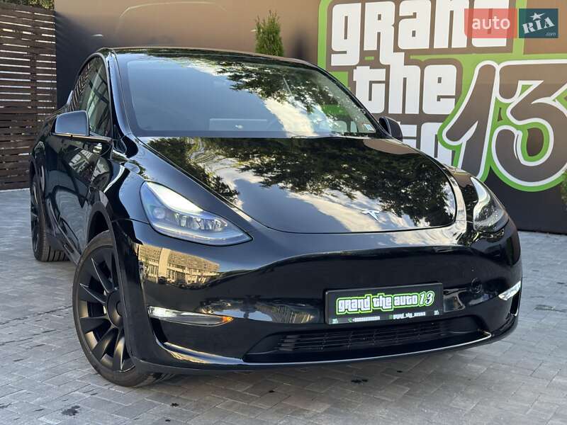 Внедорожник / Кроссовер Tesla Model Y 2023 в Киеве