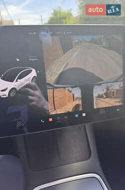 Внедорожник / Кроссовер Tesla Model Y 2021 в 