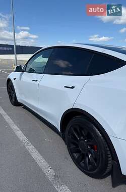 Внедорожник / Кроссовер Tesla Model Y 2022 в 