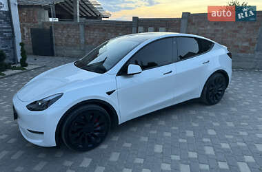 Внедорожник / Кроссовер Tesla Model Y 2022 в 
