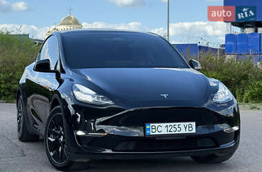 Внедорожник / Кроссовер Tesla Model Y 2021 в 