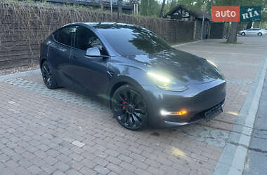Позашляховик / Кросовер Tesla Model Y 2022 в Києві