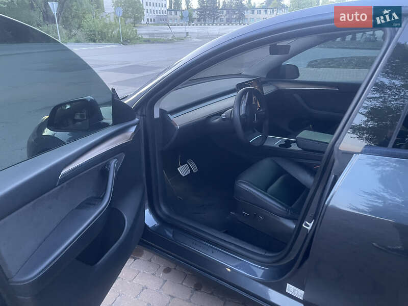 Позашляховик / Кросовер Tesla Model Y 2022 в Києві