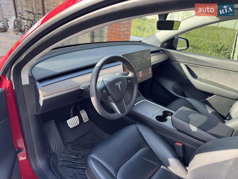 Внедорожник / Кроссовер Tesla Model Y 2022 в Киеве