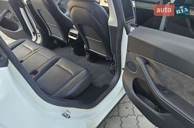 Внедорожник / Кроссовер Tesla Model Y 2023 в 