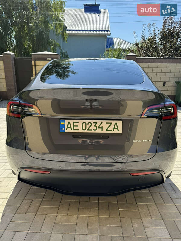Позашляховик / Кросовер Tesla Model Y 2022 в Дніпрі