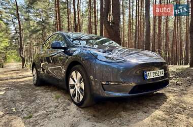 Внедорожник / Кроссовер Tesla Model Y 2023 в Киеве