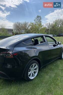 Внедорожник / Кроссовер Tesla Model Y 2023 в 