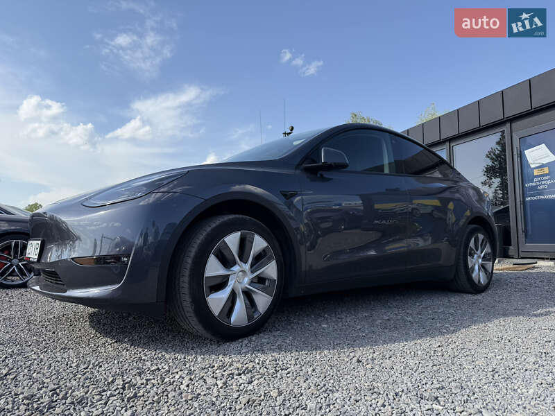 Внедорожник / Кроссовер Tesla Model Y 2022 в Львове фото 2 Внедорожник / Кроссовер Tesla Model Y 2022 в Львове