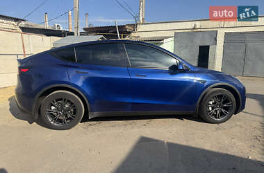 Внедорожник / Кроссовер Tesla Model Y 2023 в Харькове