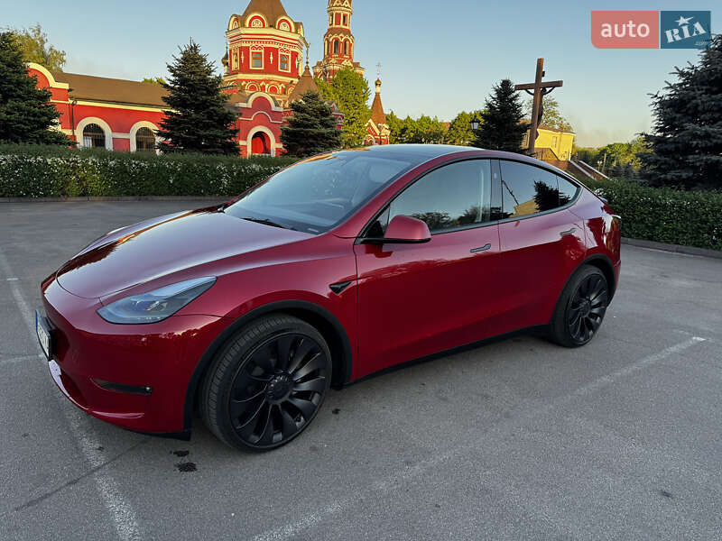 Позашляховик / Кросовер Tesla Model Y 2023 в Дніпрі фото 2 Позашляховик / Кросовер Tesla Model Y 2023 в Дніпрі