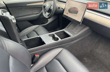 Внедорожник / Кроссовер Tesla Model Y 2022 в 