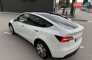 Внедорожник / Кроссовер Tesla Model Y 2023 в 