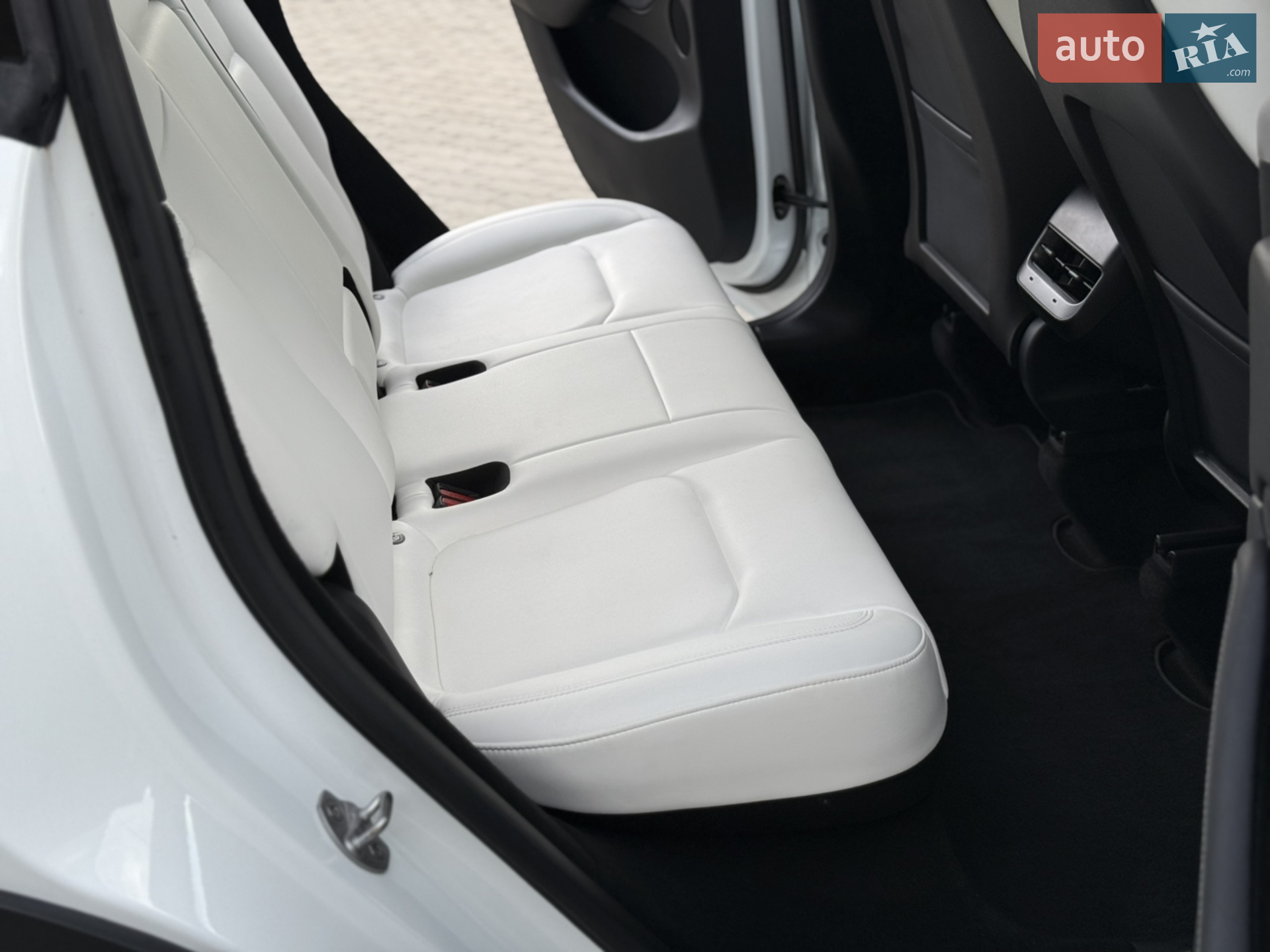 2023 Tesla Model Y - мініатюра 71