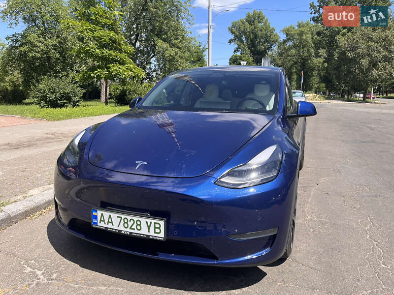Внедорожник / Кроссовер Tesla Model Y 2022 в 
