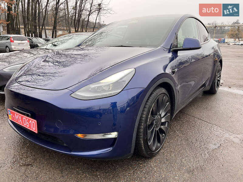 Внедорожник / Кроссовер Tesla Model Y 2022 в Киеве