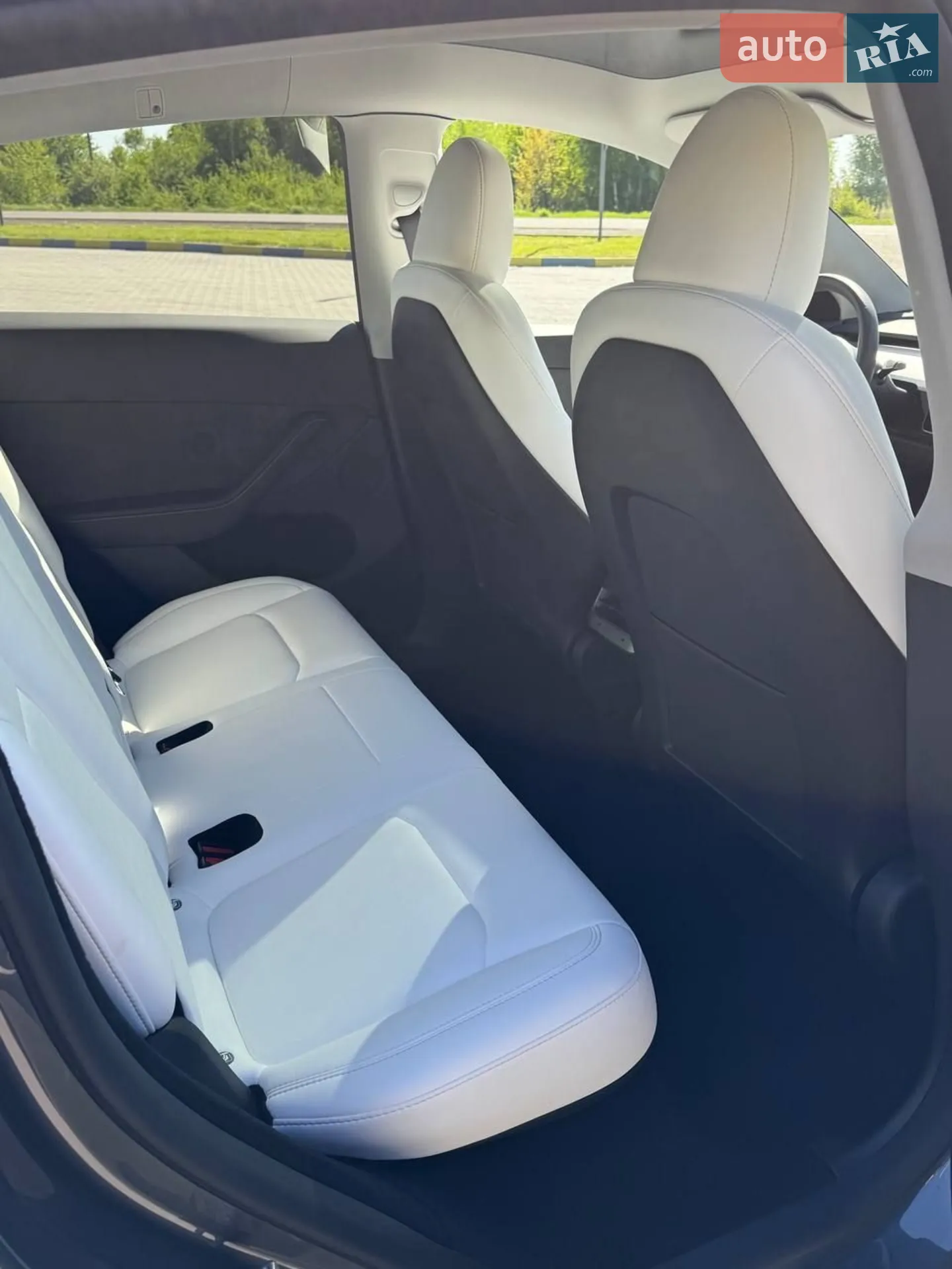 2023 Tesla Model Y - мініатюра 15