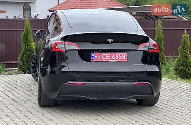 Позашляховик / Кросовер Tesla Model Y 2022 в 