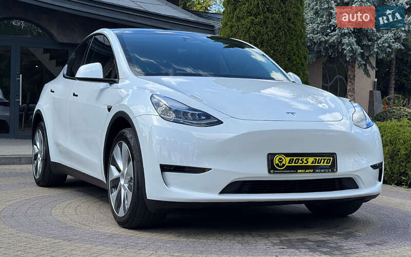 Внедорожник / Кроссовер Tesla Model Y 2023 в Львове