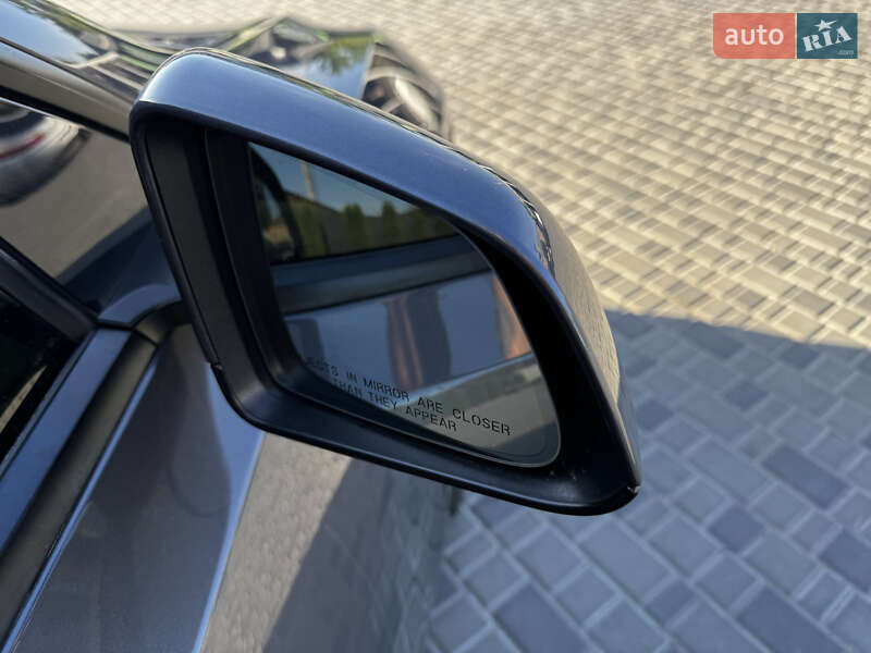 Внедорожник / Кроссовер Tesla Model Y 2020 в Киеве