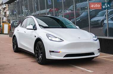 Внедорожник / Кроссовер Tesla Model Y 2022 в Киеве