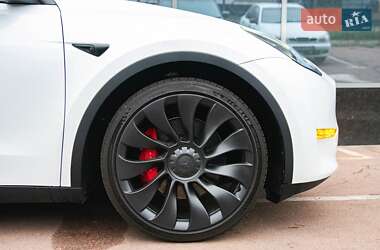 Позашляховик / Кросовер Tesla Model Y 2022 в 