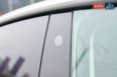 Позашляховик / Кросовер Tesla Model Y 2022 в 