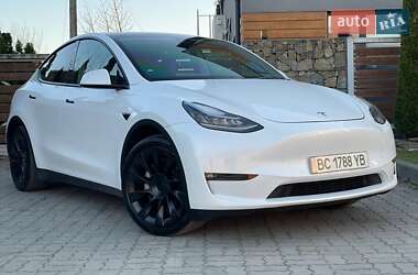 Внедорожник / Кроссовер Tesla Model Y 2021 в 